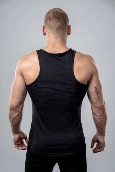 vīriešu melns treniņtērps bez piedurknēm ar zelta izšuvumu slim fit